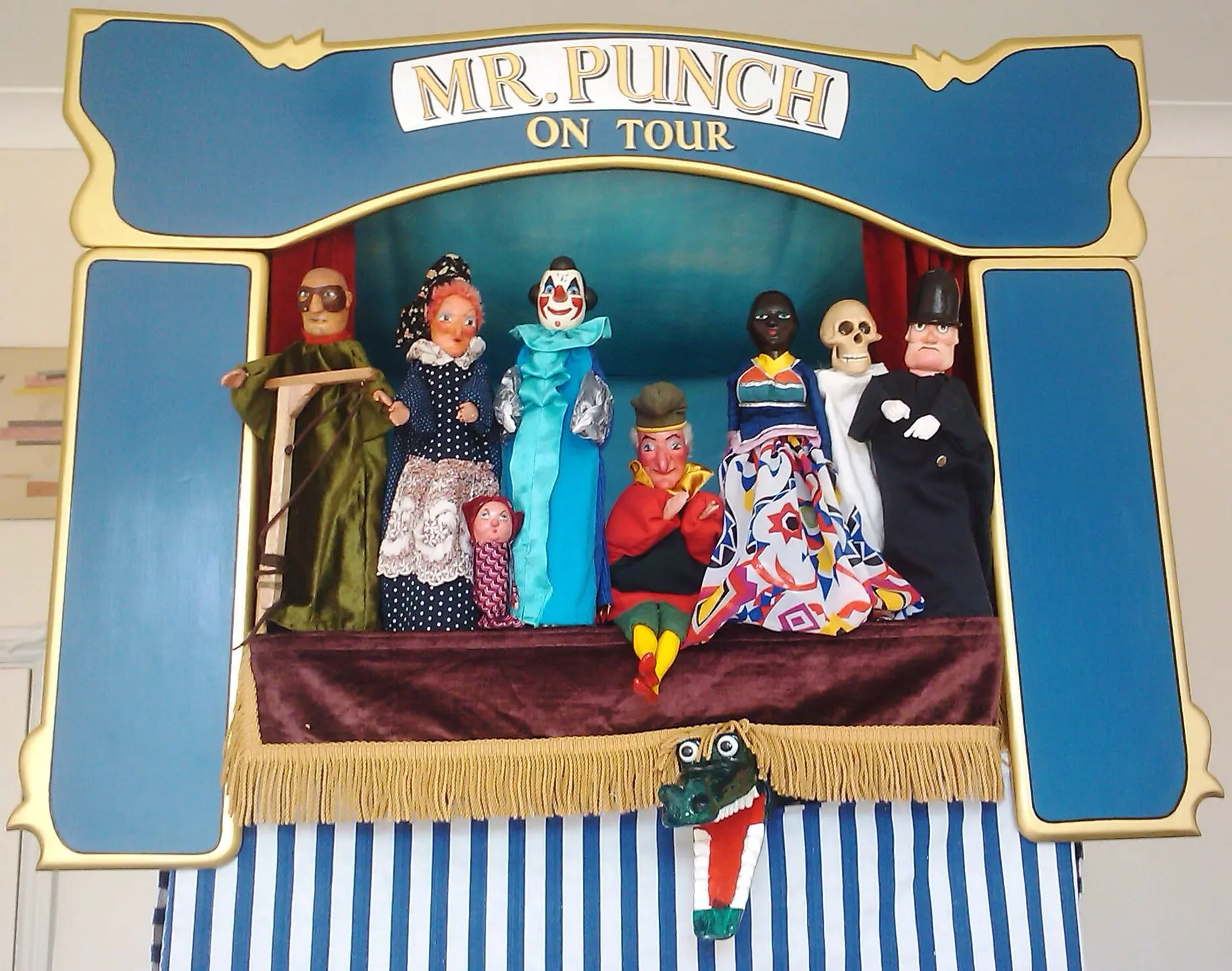 Mr Punch On Tour