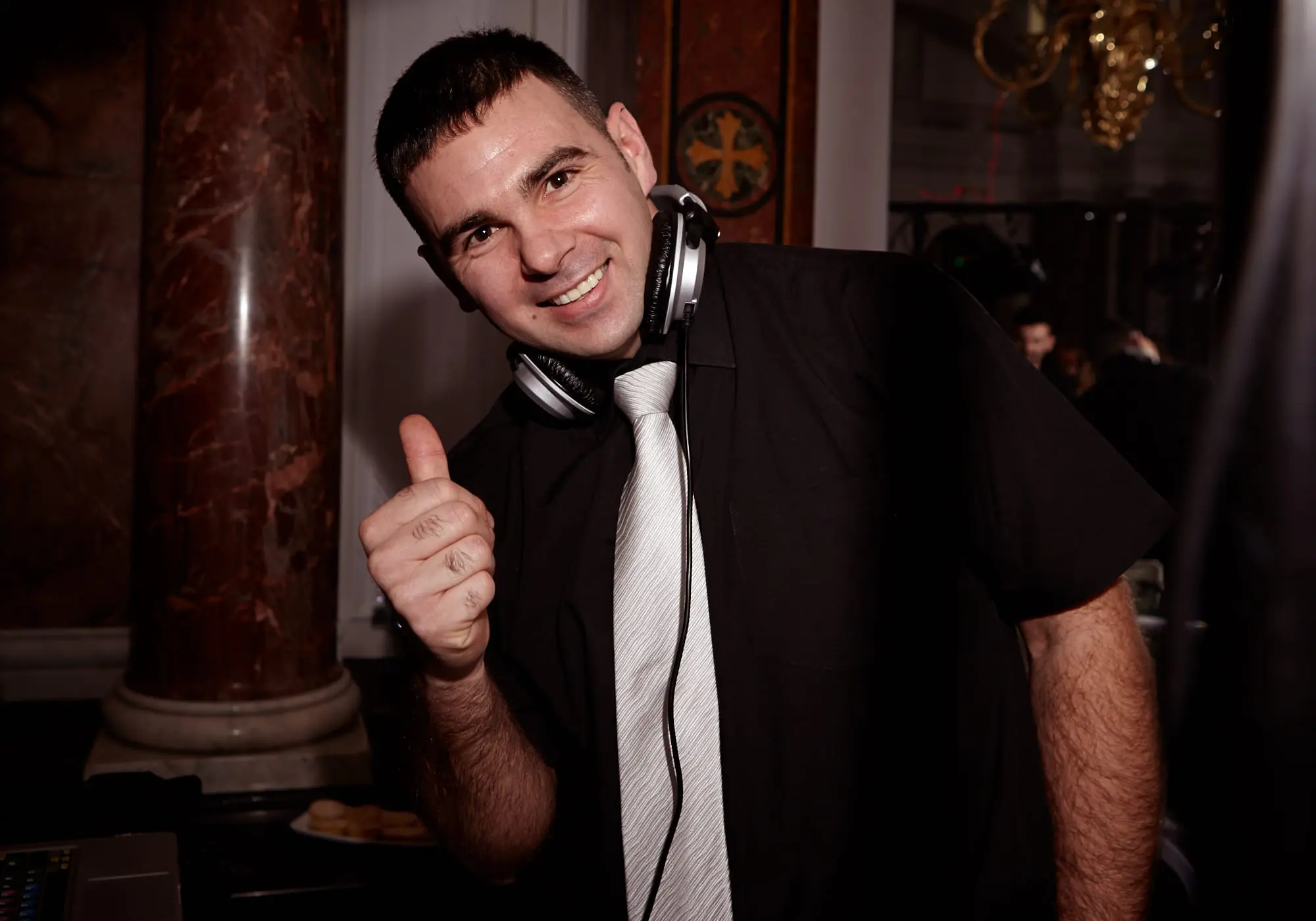 DJ Glen – London mobile disco