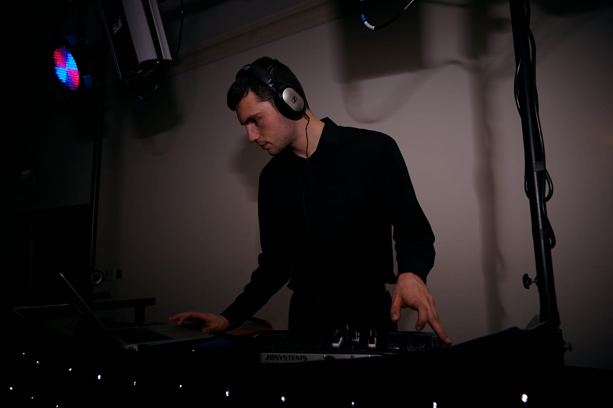 Simon the London Event DJ in UK - Yes Entertainment